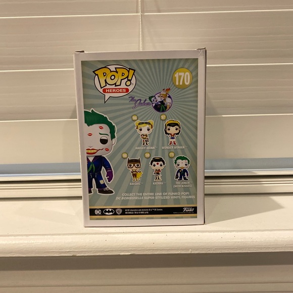 Funko POP! Heroes: DC Comics Bombshells - The Joker (With Kisses) - Picture 5 of 5